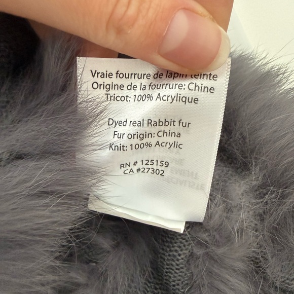 Natural fur poncho, fits all, brand new - Picture 2 of 2